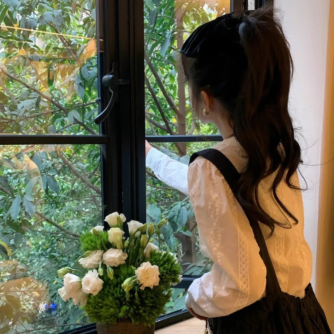 玉腿花拳